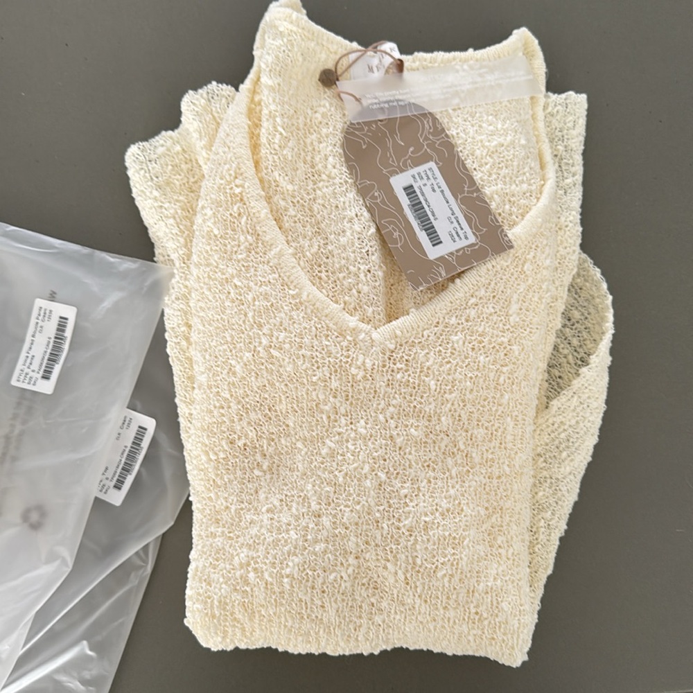 BNWT Irma Flared Boucle Pants & matching Liz Boucle Long Sleeve Top - Picture 6 of 7